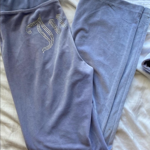 Juicy Couture Velour Track Set - Picture 3 of 5